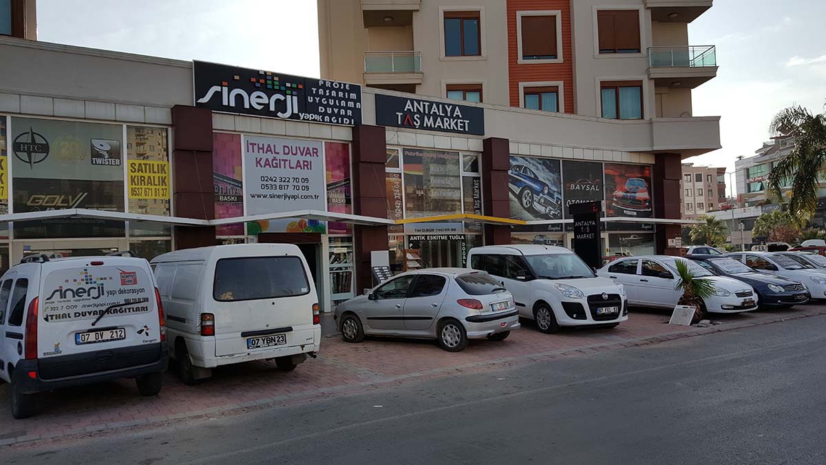 Antalya Taş Market Mağaza